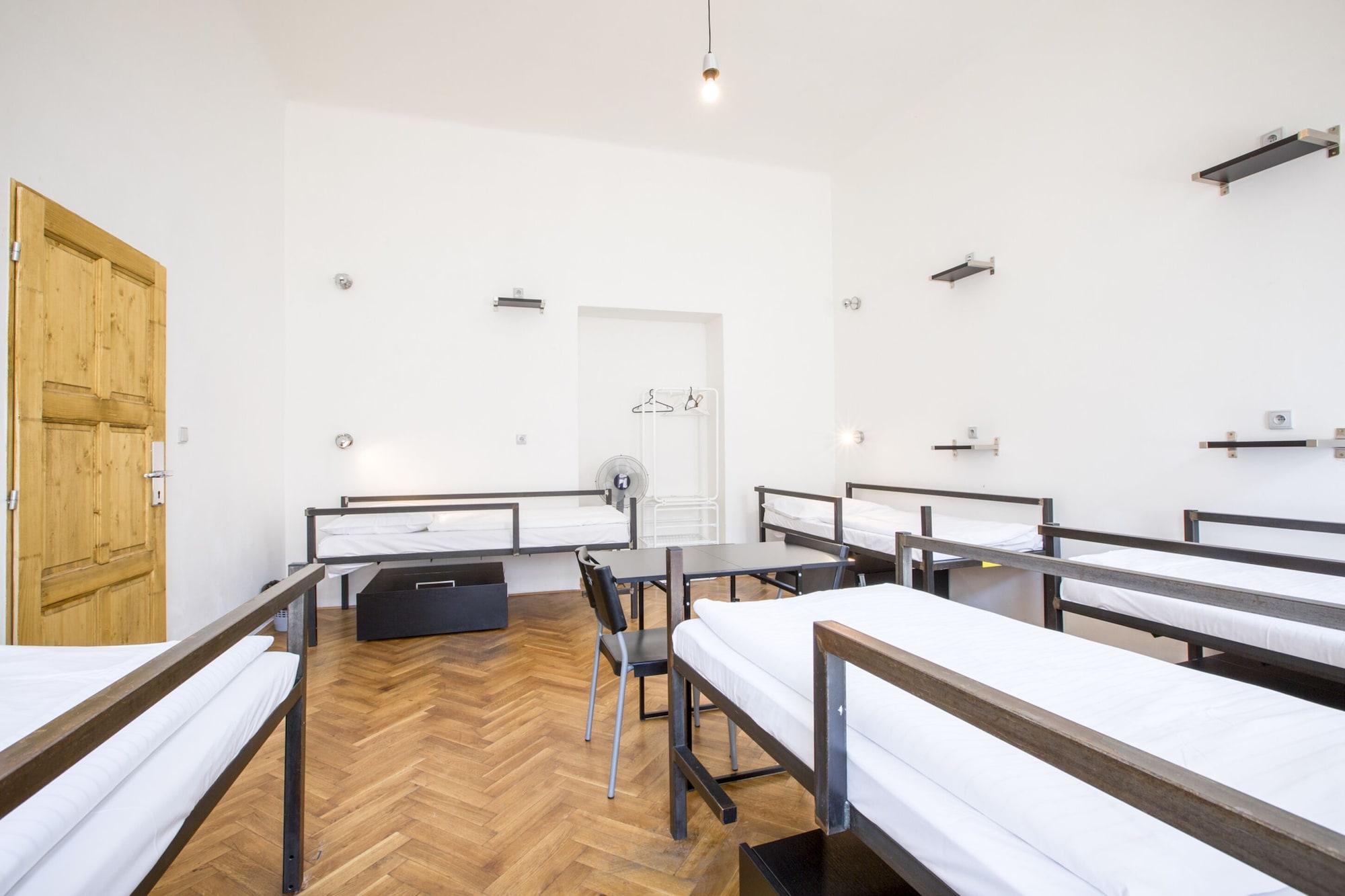Sophie'S Hostel Πράγα Εξωτερικό φωτογραφία
